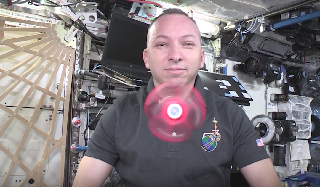 This is what happens when you use a fidget spinner in space